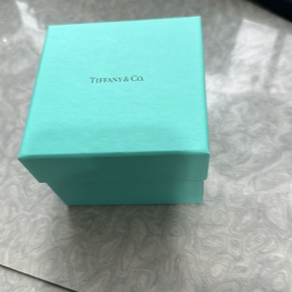 TIFFANY Box - Picture 5 of 7